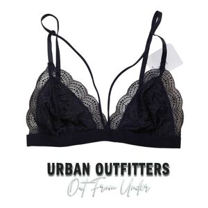 Urban Outfitters Out From Under Ari Black Strappy Front Triangle Bra Size Small